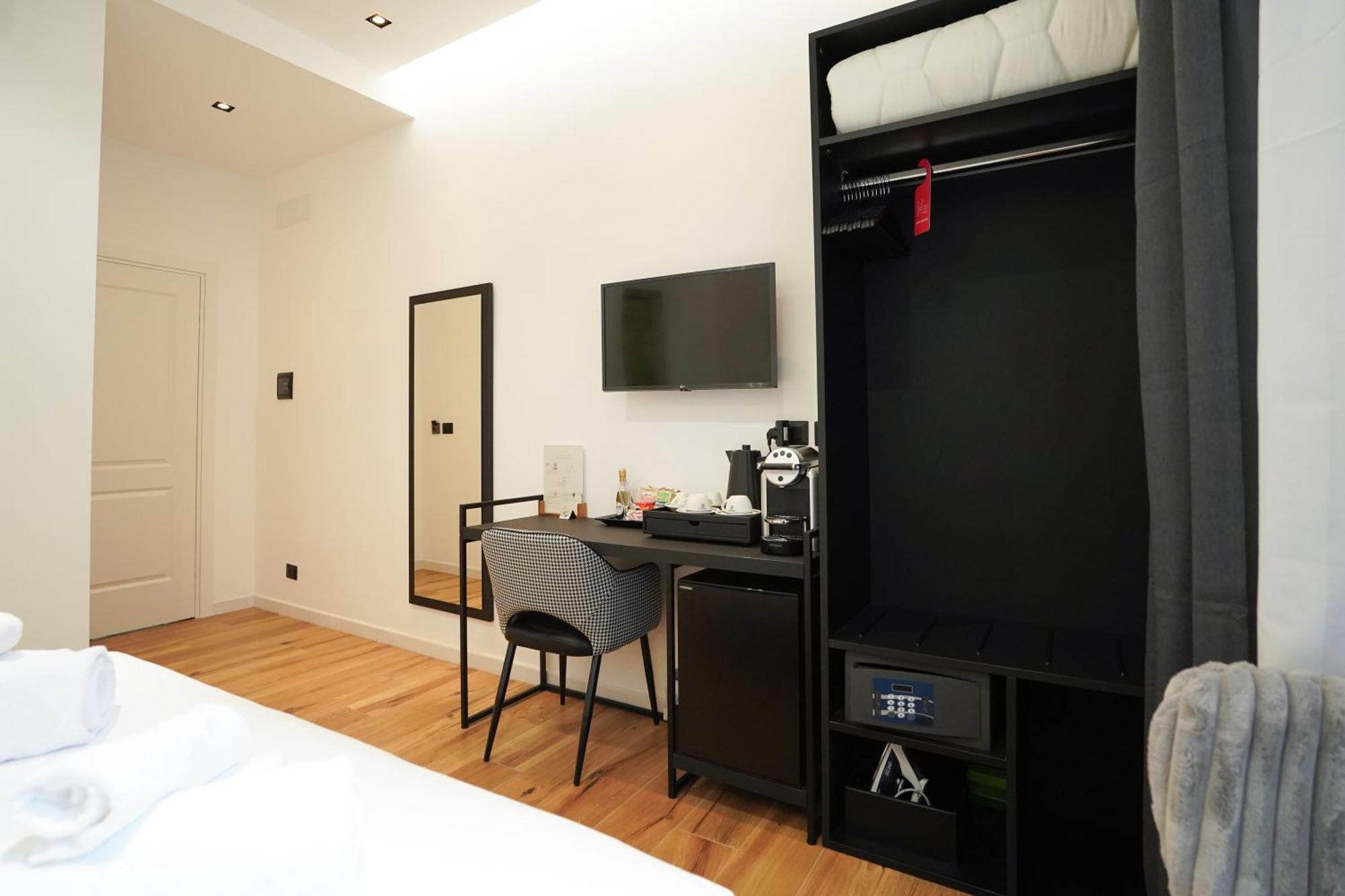 No Man'S Land Guesthouse Rome Room photo